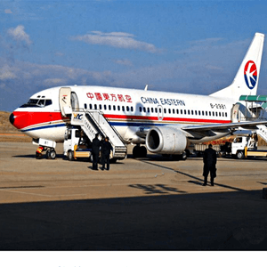 满洲里西郊机场快递航空快运业稳步发展的原因是什么？